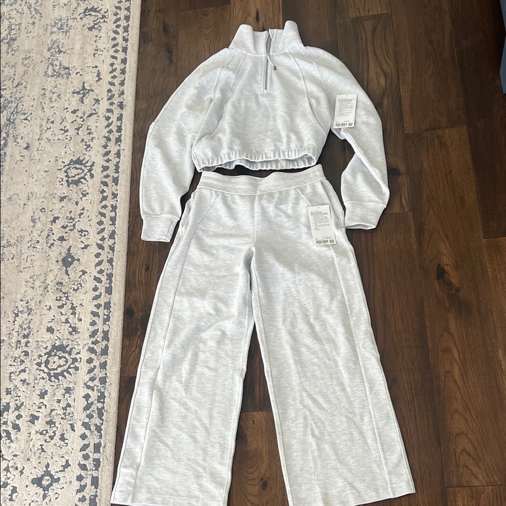 Lululemon Athletica Light Gray Waffle Scuba Cropped 1/2 Zip